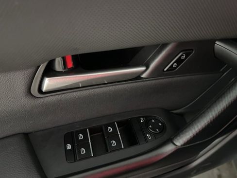 Used 2025 MAZDA CX-50 AWD 2.5 S w/ Premium Package image 10