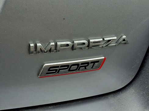 Used 2018 Subaru Impreza 2.0i Sport image 4