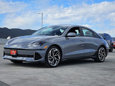 Used 2023 Hyundai Ioniq 6 SEL image 7