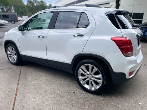 Used 2018 Chevrolet Trax Premier FWD image 5
