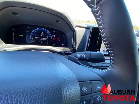 New 2026 Toyota Camry SE FWD image 34