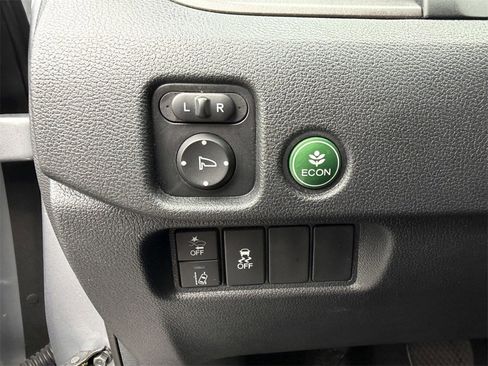 Used 2022 Honda Pilot Sport image 27