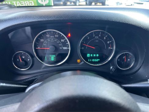 Used 2016 Jeep Wrangler Unlimited Sport w/ Connectivity Group image 16