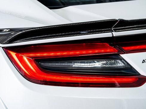 Used 2017 Acura NSX image 26