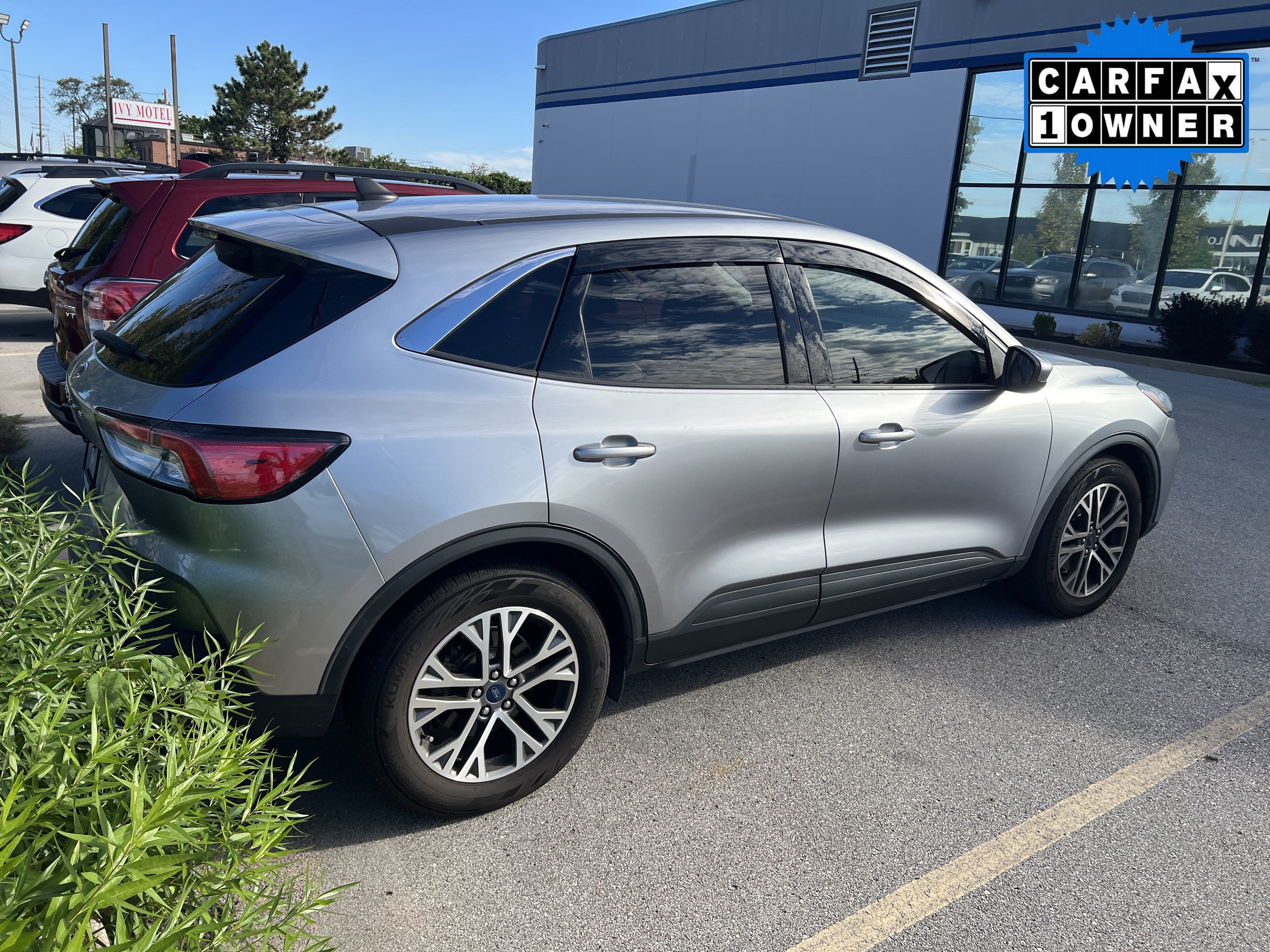 Used 2022 Ford Escape SEL w/ Technology Package FWD image 6