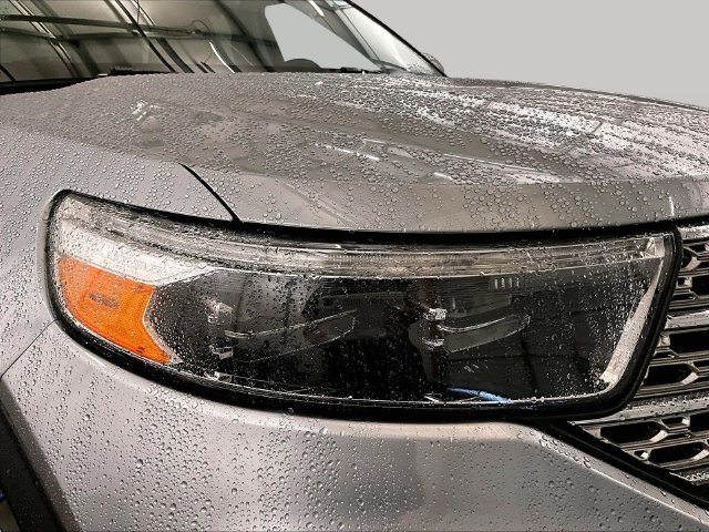 Certified 2023 Ford Explorer Limited AWD/4WD image 28