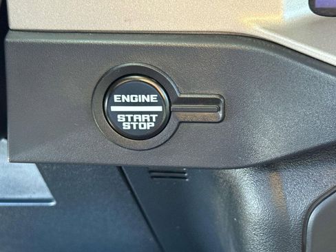 Certified 2025 Ford Bronco Outer Banks image 28