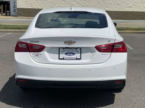 Used 2025 Chevrolet Malibu LT FWD image 4