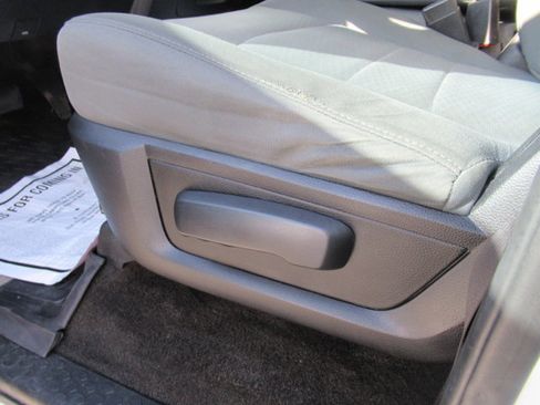 Used 2017 RAM 2500 SLT image 14