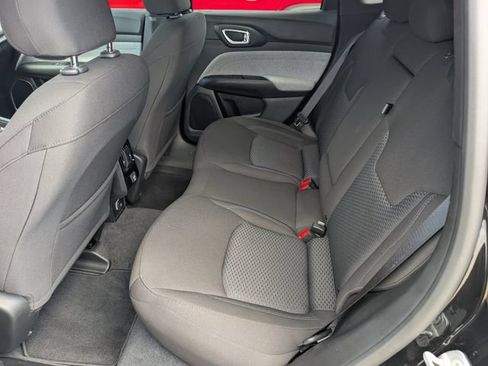 Used 2025 Jeep Compass Sport AWD/4WD image 26