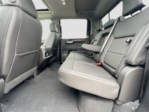 New 2026 GMC Sierra 2500 Denali w/ Denali Reserve Package image 17