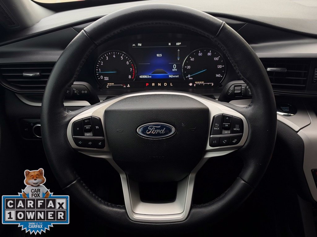 Used 2023 Ford Explorer XLT AWD/4WD image 11