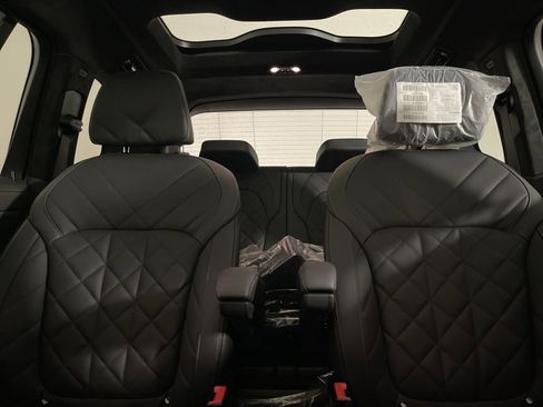 Used 2026 BMW X7 xDrive40i w/ M Sport Package image 31