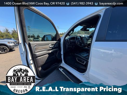 Used 2023 RAM 1500 Laramie AWD/4WD image 10