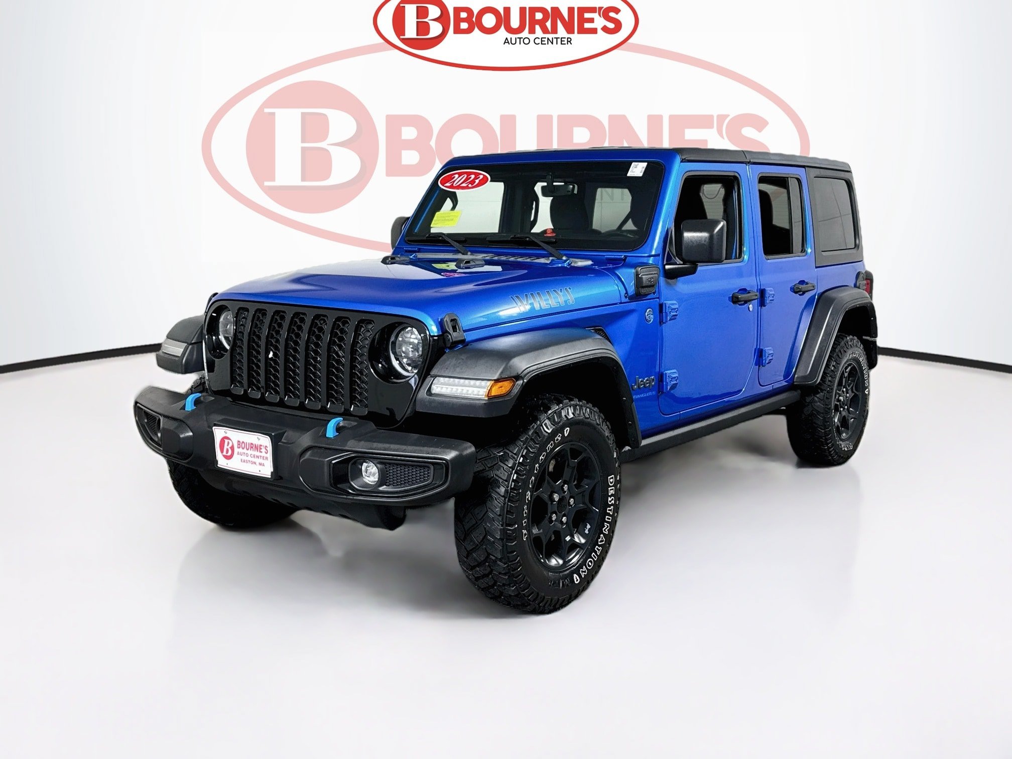 Used 2023 Jeep Wrangler Unlimited w/ Cold Weather Group AWD/4WD image 6