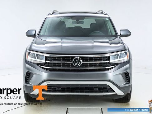Used 2023 Volkswagen Atlas SE w/ Panoramic Sunroof Package FWD image 16