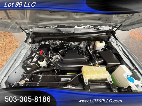 Used 2021 Nissan NV 3500 SV image 45