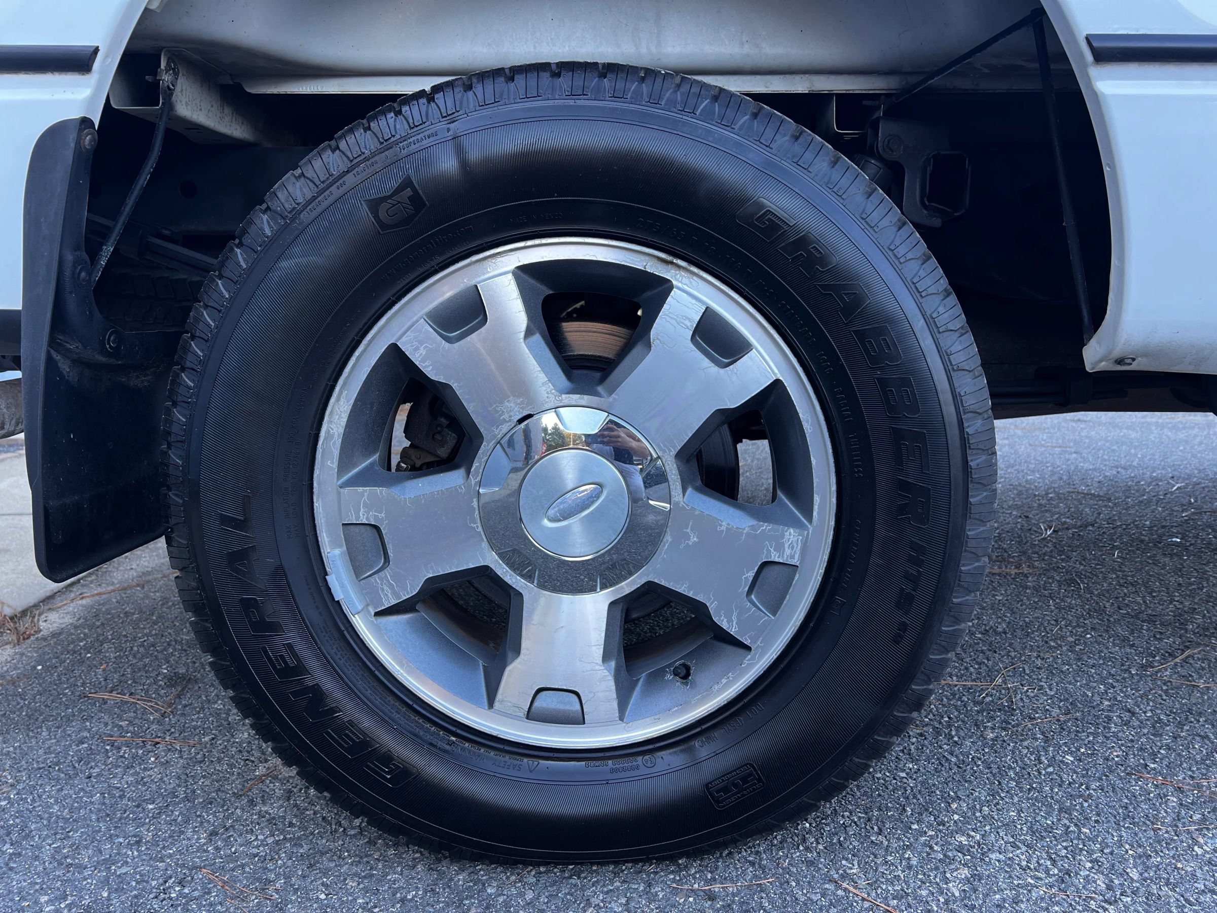 Used 2010 Ford F150 STX AWD/4WD image 24