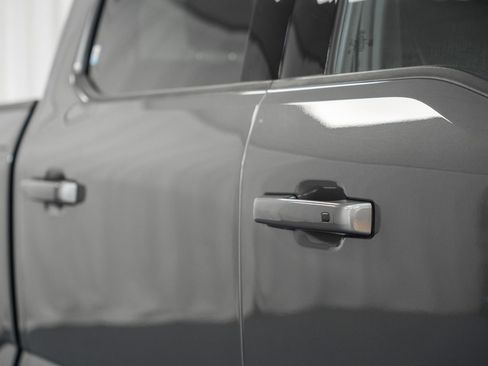 Certified 2021 Ford F150 Lariat w/ Equipment Group 502A High image 14