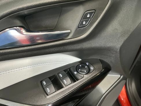 Used 2024 Chevrolet Trax LT w/ Driver Confidence Package FWD image 4
