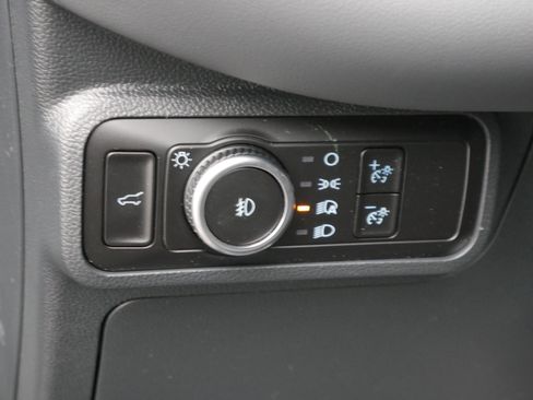 New 2026 Ford Explorer Active w/ Active Comfort Package image 5