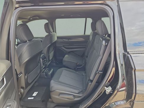 New 2025 Jeep Grand Cherokee L Laredo RWD image 16
