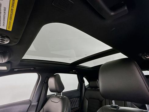 Used 2024 Ford Edge ST-Line image 21