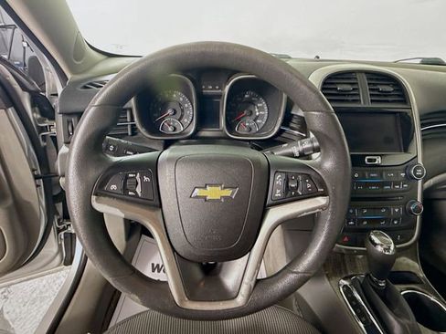 Used 2014 Chevrolet Malibu LT w/ Power Convenience Package FWD image 12