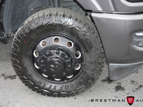 Used 2021 RAM 3500 Laramie w/ Night Edition image 17