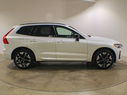 Certified 2026 Volvo XC60 B5 Plus AWD/4WD image 6