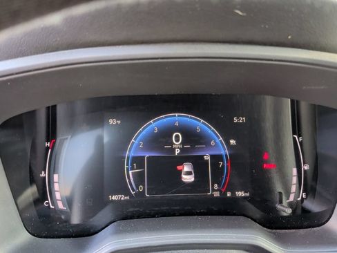 Used 2026 Toyota Corolla LE FWD image 7