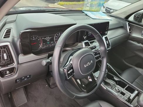 Certified 2022 Kia Sorento SX AWD/4WD image 25