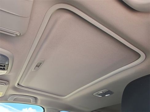 Used 2023 Subaru Crosstrek 2.5i Limited image 17