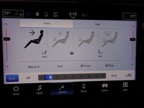 Used 2023 Chrysler Pacifica Touring-L image 24