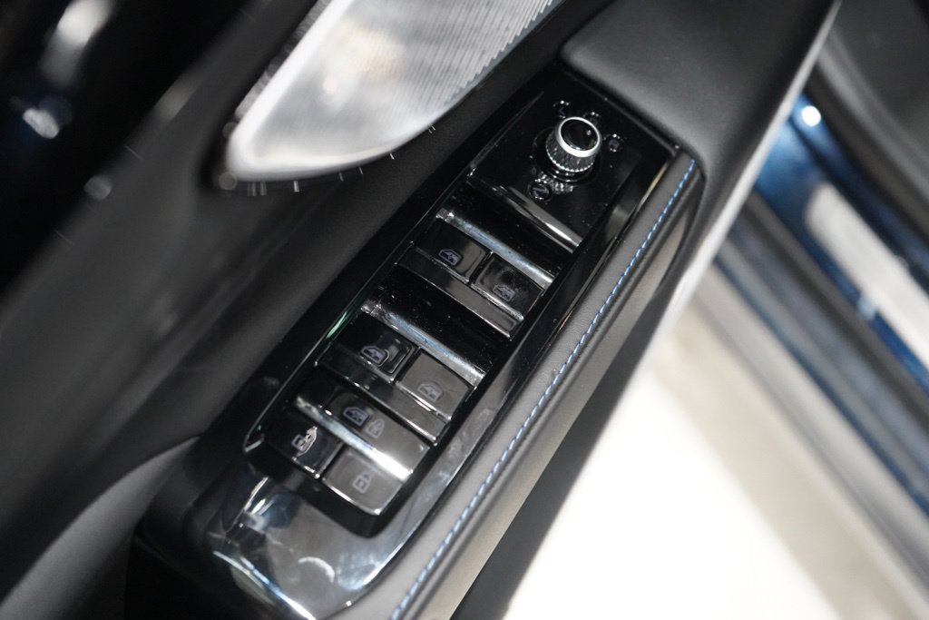 Used 2023 Maserati Grecale Modena AWD/4WD image 21