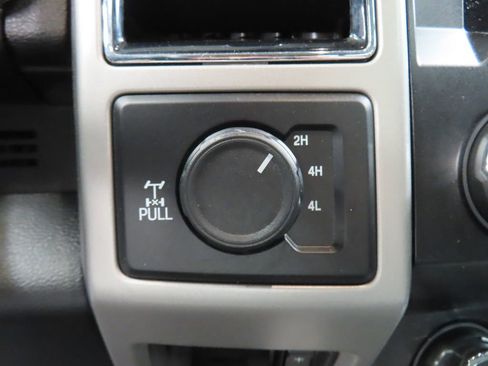 Used 2021 Ford F250 Lariat w/ Chrome Package AWD/4WD image 47