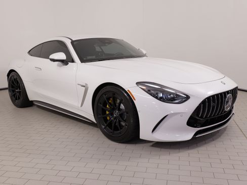 Used 2025 Mercedes-Benz AMG GT 63 image 8