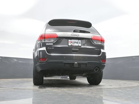 Used 2017 Jeep Grand Cherokee Limited w/ Trailer Tow Group IV AWD/4WD image 38