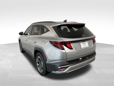 Used 2025 Hyundai Tucson SEL FWD image 7