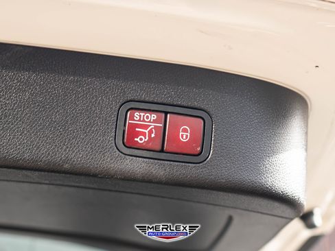 Used 2017 Mercedes-Benz GLS 550 4MATIC image 47