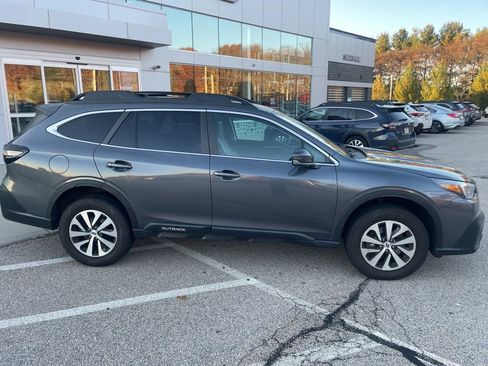 Used 2022 Subaru Outback Premium w/ Popular Package #1 image 2