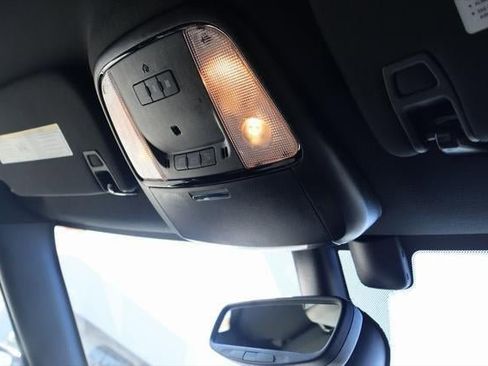 Used 2023 Dodge Durango GT image 13