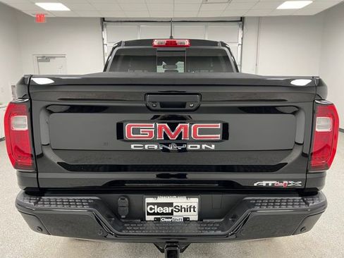 Used 2024 GMC Canyon AT4X image 8