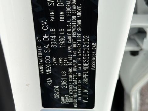 Certified 2025 Kia K4 EX image 28