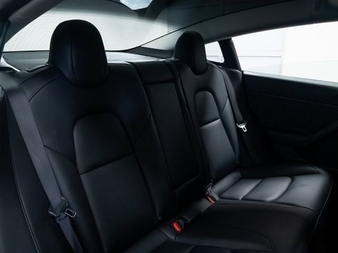 Used 2019 Tesla Model 3 Long Range image 21
