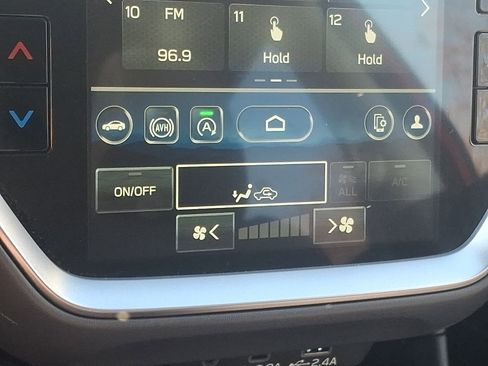 Certified 2025 Subaru Crosstrek 2.0i Premium image 16