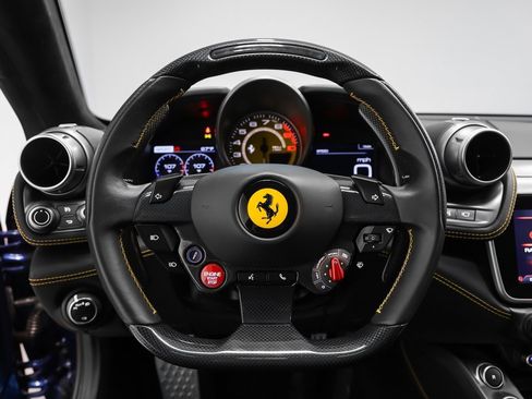 Used 2018 Ferrari GTC4Lusso image 51