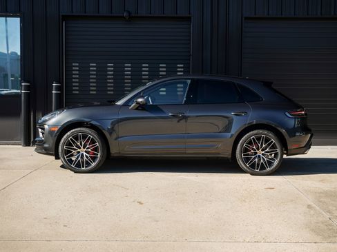 New 2026 Porsche Macan S image 2