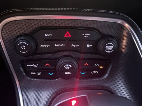 Used 2018 Dodge Challenger SRT w/ Technology Group image 47