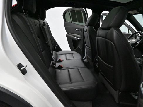 Used 2021 Cadillac XT4 Premium Luxury w/ Technology Package AWD/4WD image 34